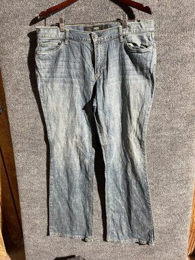 Mossimo Premium Bootcut Jeans Womens 16 Medium Wash Blue Regular Denim Pants